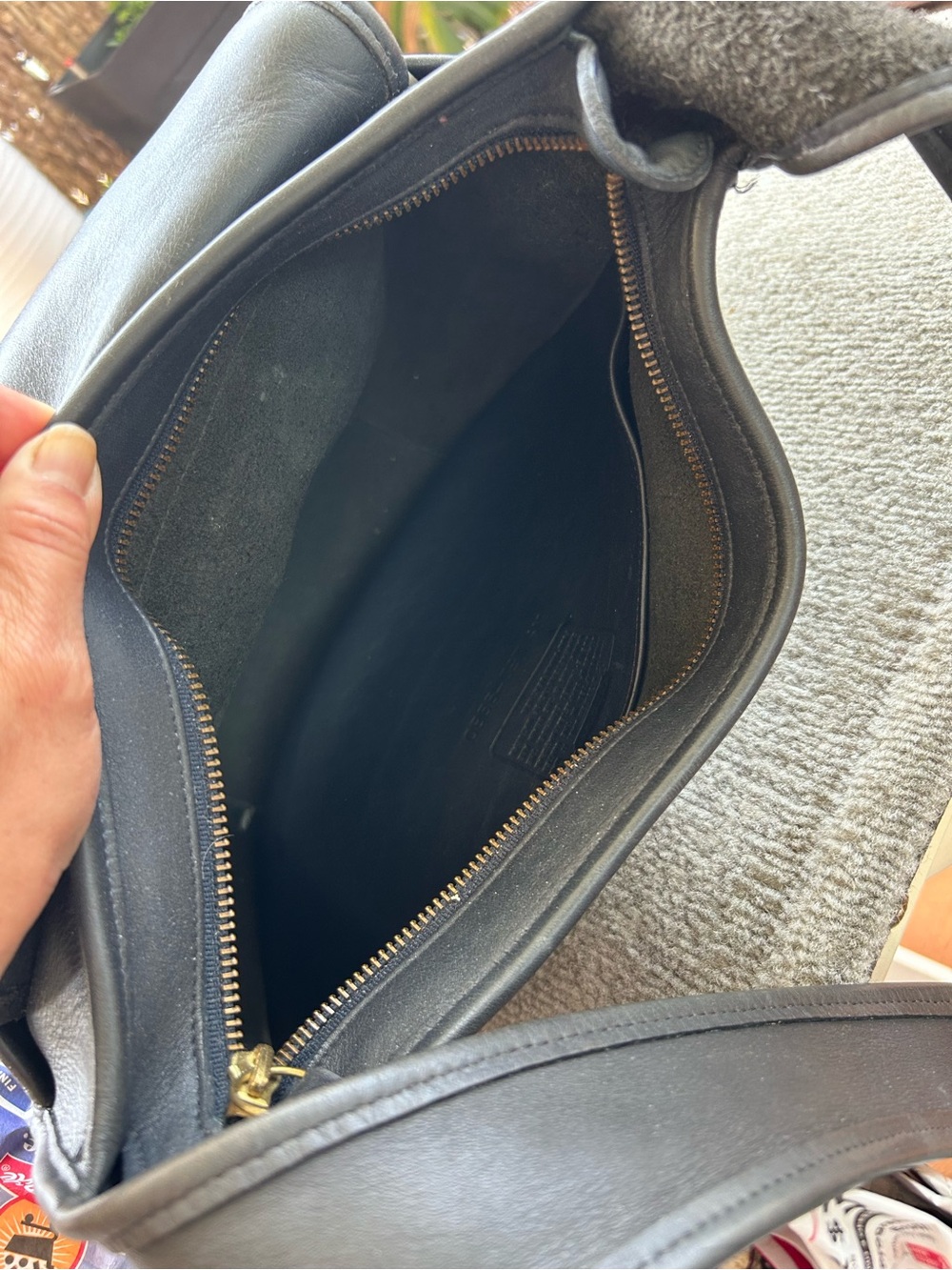Leather Footwear Interior - Black - Picture 3 of 9